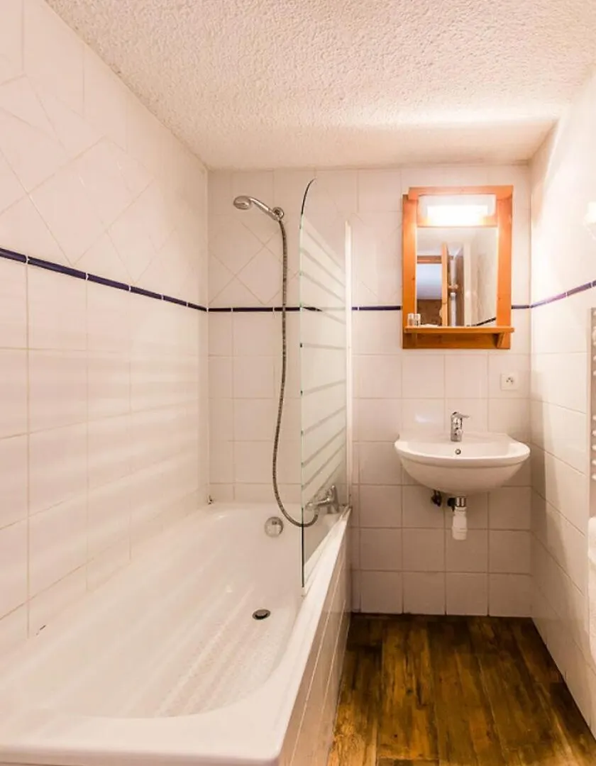 Chalet Le Freney - Chalets Pour 13 Personnes Mae-9864 La Plagne 0*,  France